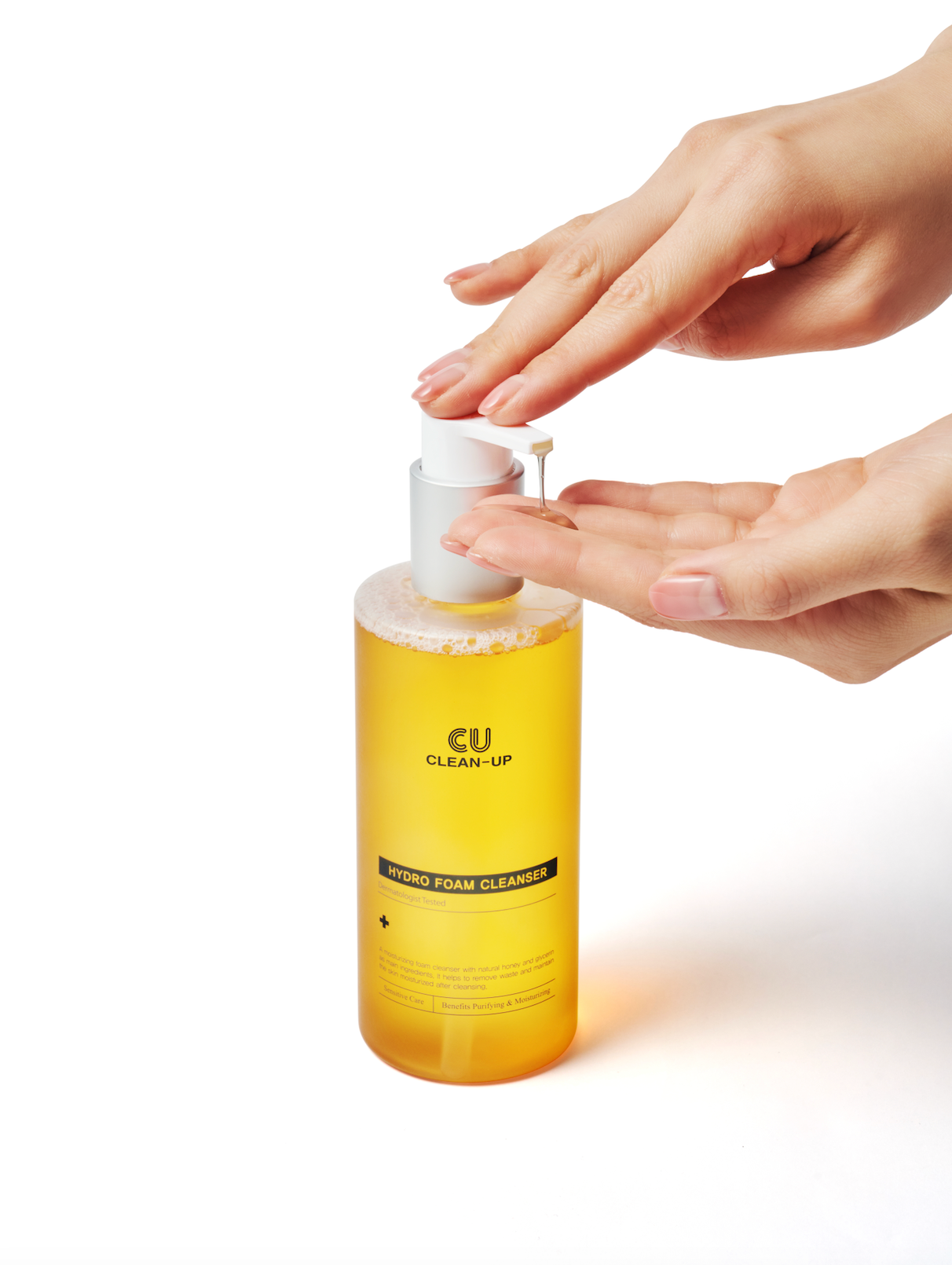 CUSKIN drėkinamosios valomosios veido putos, visiems odos tipams, 250ml