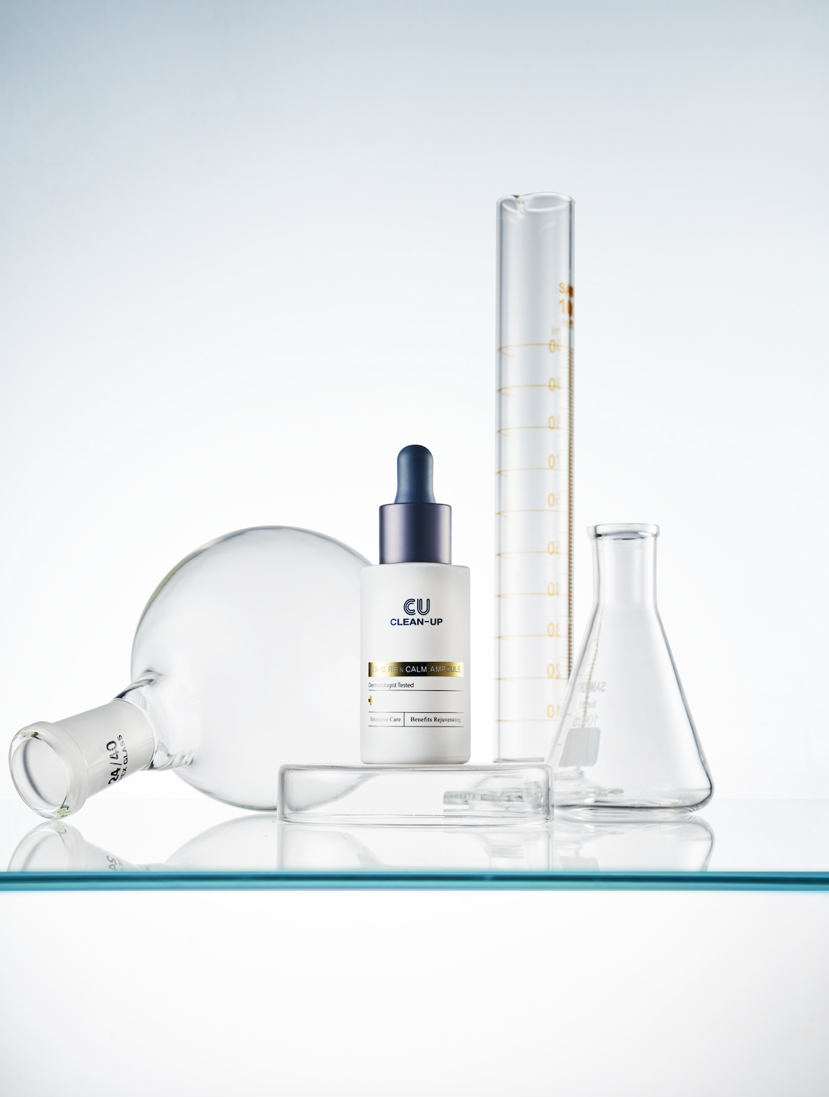 CUSKIN intensyviai drėkinantis ir liftinguojantis koncentruotas serumas, 30ml