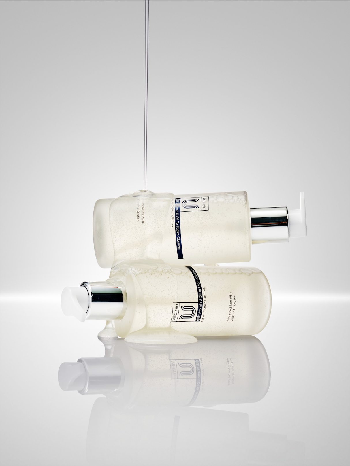 CUSKIN drėkinamasis aliejinis veido prausiklis su vitaminu U, 250 ml