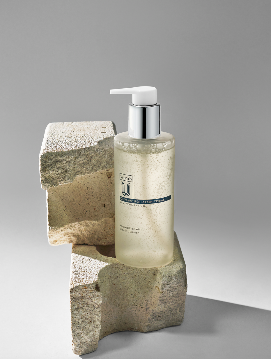 CUSKIN drėkinamasis aliejinis veido prausiklis su vitaminu U, 250 ml