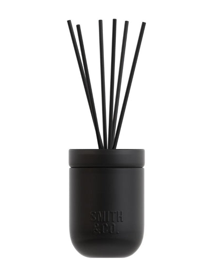 Smith & Co namų kvapas su lazdelėmis „Tabac & Cedarwood“ 200 ml
