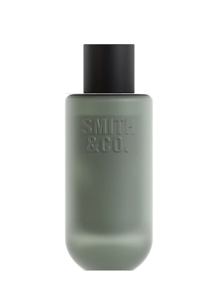 Smith & Co namų kvapų purškiklis „Amber & Freesia“ 100 ml