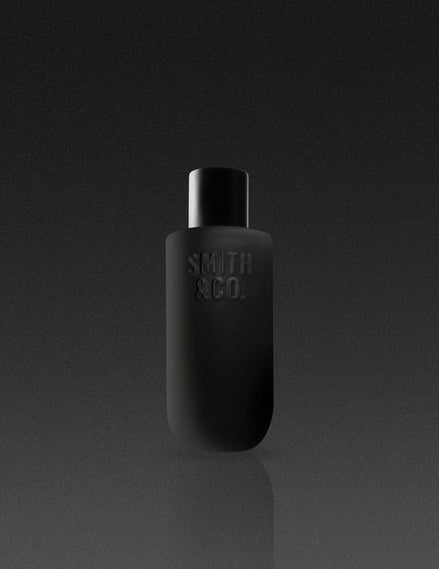 Smith & Co namų kvapų purškiklis „Tabac & Cedarwood“ 100 ml